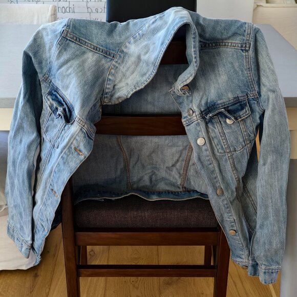 MAMA Denim Jacket Ingrid & Isabel - Picture 2 of 3